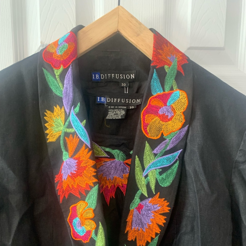 I.B. DIFFUSION Linen two-piece blazer with tank